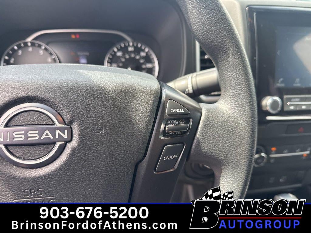 2023 Nissan Frontier SV