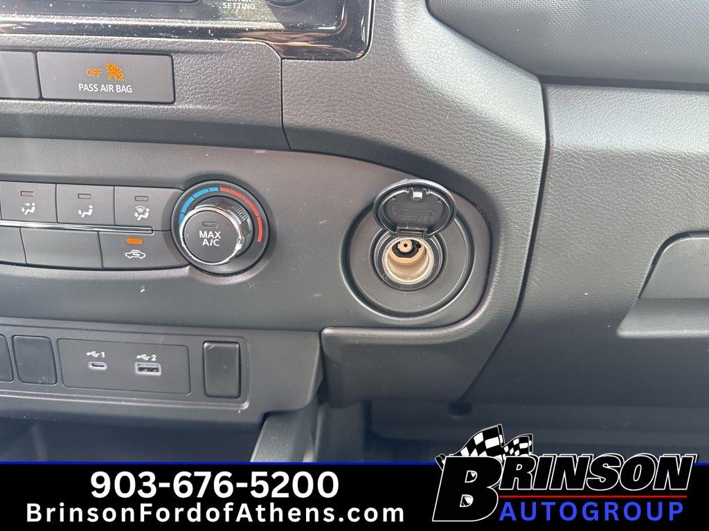 2023 Nissan Frontier SV