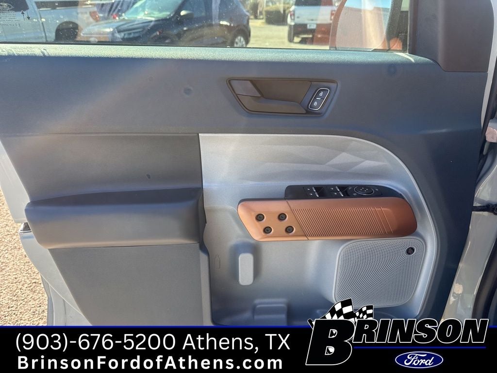 2022 Ford Maverick Lariat