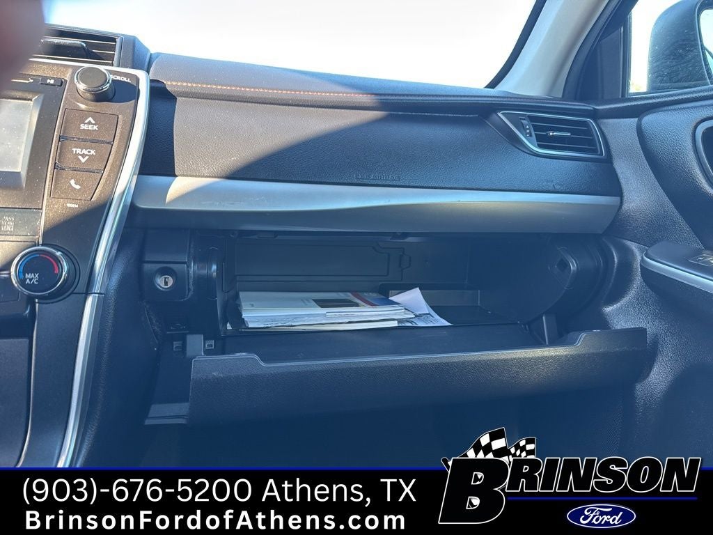 2017 Toyota Camry SE