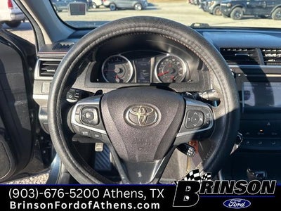 2017 Toyota Camry SE