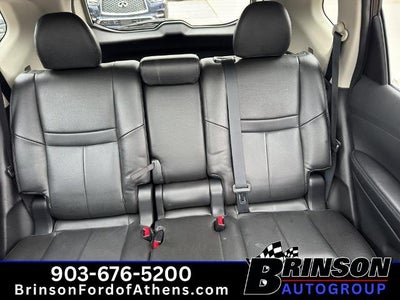 2016 Nissan Rogue SV