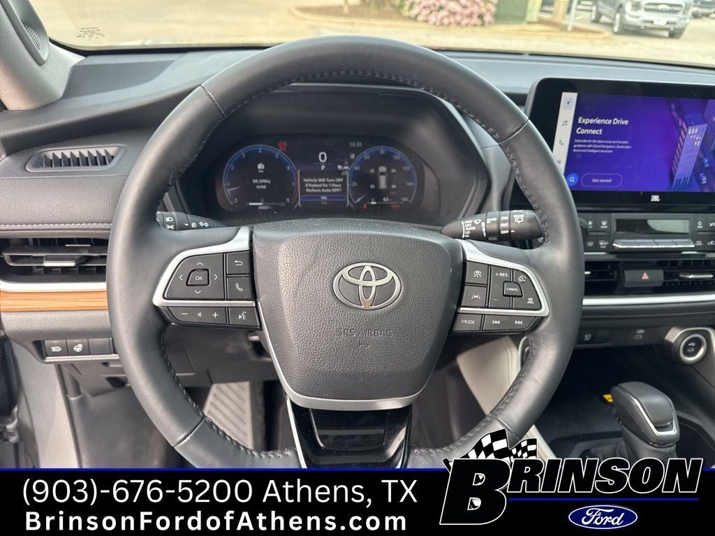 2025 Toyota Grand Highlander Base