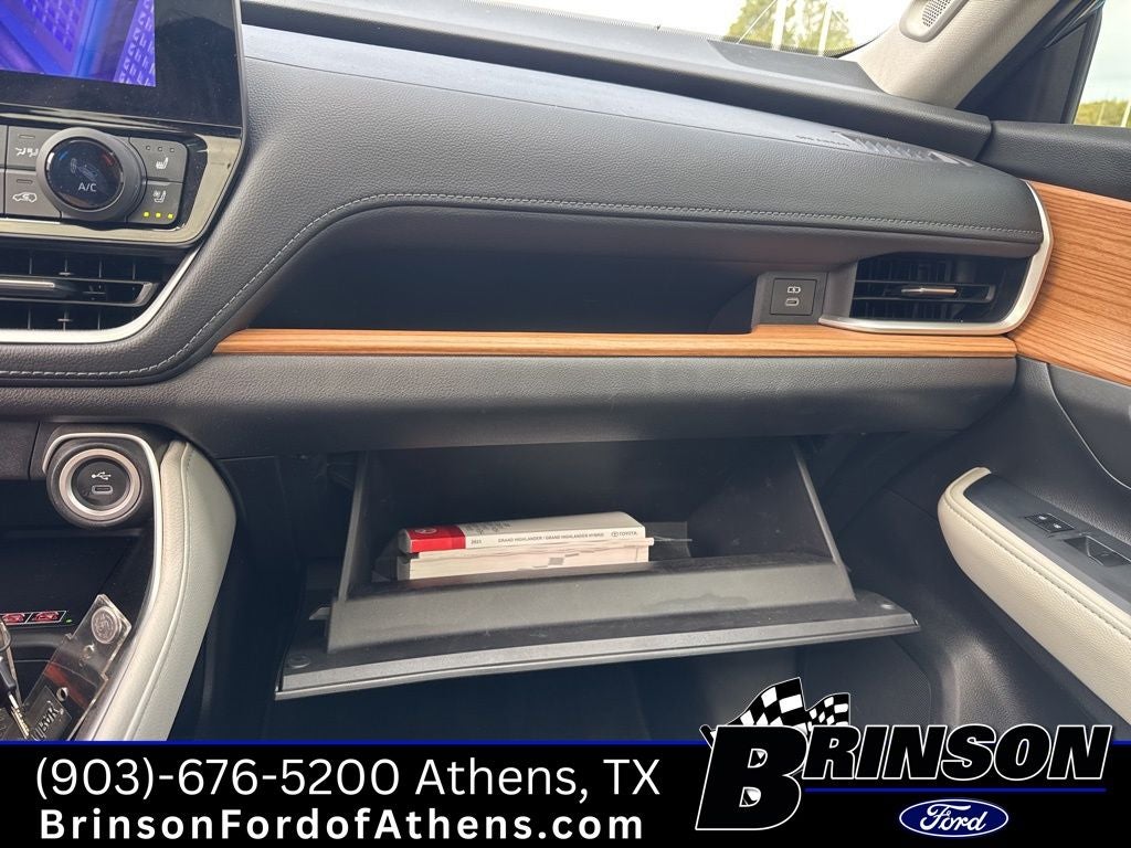 2025 Toyota Grand Highlander Base