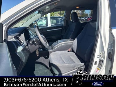 2019 Toyota Highlander LE