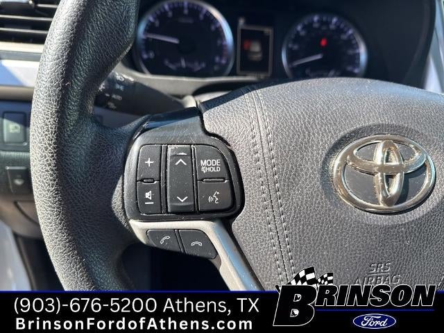 2019 Toyota Highlander LE