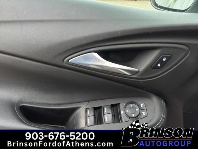 2022 Buick Encore GX Select